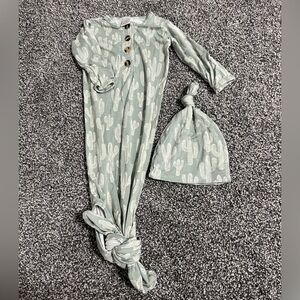 Lou Lou & Company Green and White Sleep Sacks